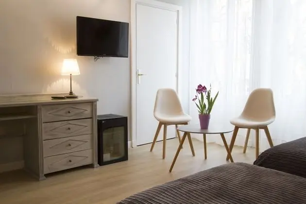 Brit Hotel Roanne - Le Grand Hotel - Oda