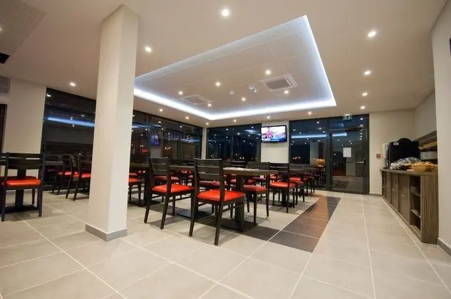 Brit Hotel Saint-Dizier - Yerinde Yemek