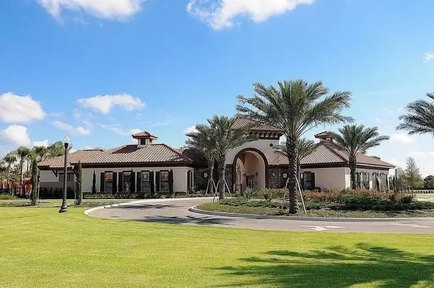 Broad Oak Villa Solaterra