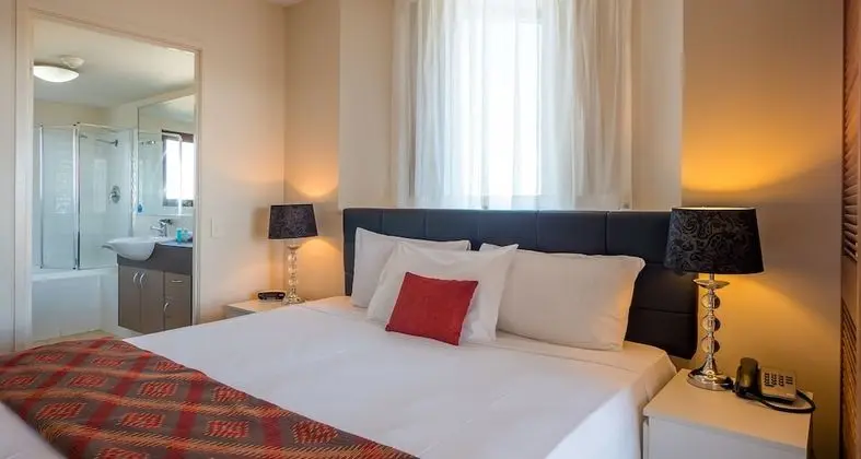 Broadbeach Savannah Hotel & Resort - Oda