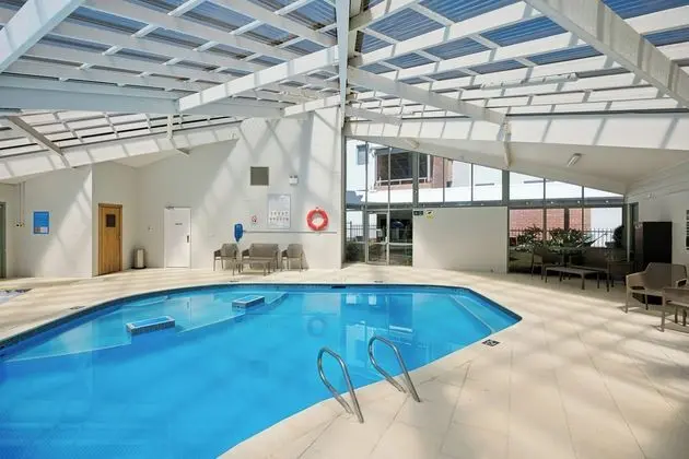 Broadwater Resort Apartments Como - Havuz