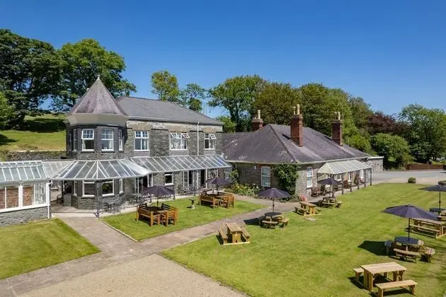 Broadway Country House Hotel
