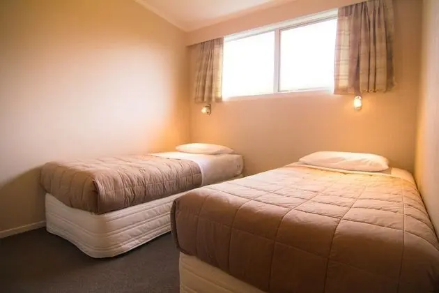 Broadway Lodge Motel - Oda