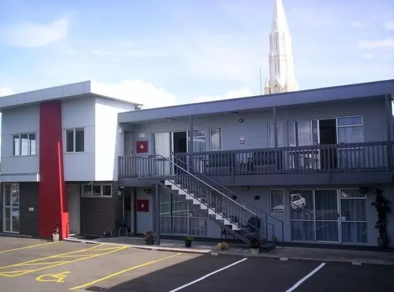 Broadway Motor Inn