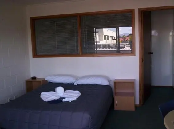 Broadway Motor Inn - Genel
