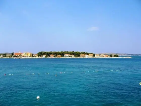 Brodarica Penthouse 42, Sea View - Plaj