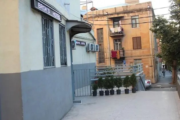 Brok's Hotel