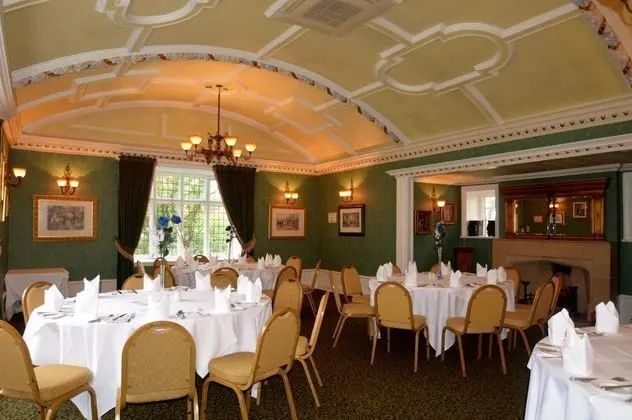 Brook Meadow Hotel - Genel