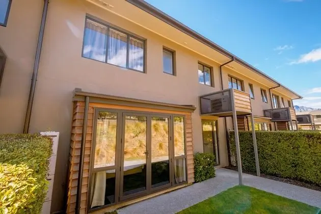 Brookside Gem Modern 2 Bedroom Apartment - Dış Mekan