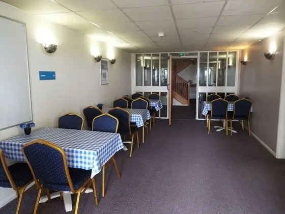 Brookside Lodge - Lobi