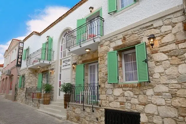 Brothers Cesme Boutique Hotel - Dış Mekan