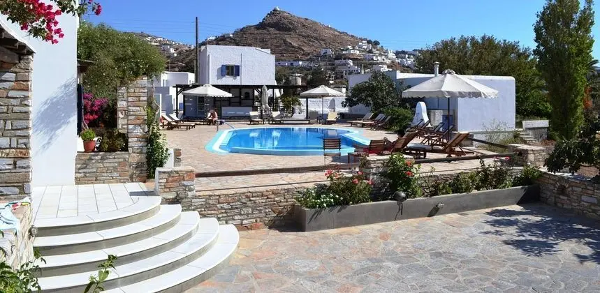 Brothers Hotel