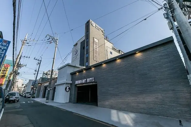 Brown Dot Hotel Sasang Renecite - Dış Mekan
