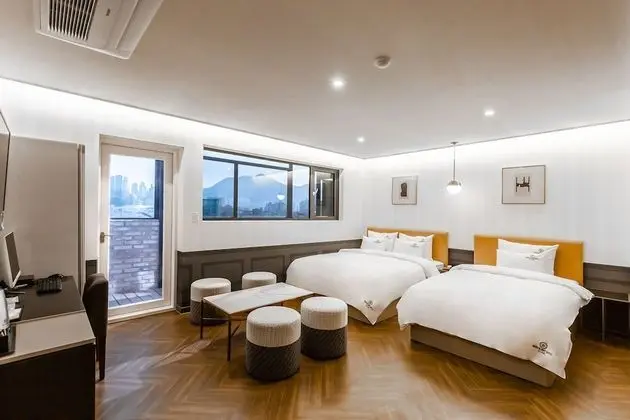 Brown Dot Hotel Sasang Renecite - Oda