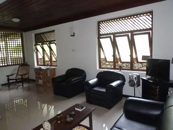 Brown's Edge Residence - Lobi