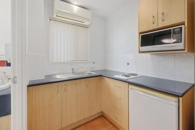 Browns Plains Motor Inn - Mutfak