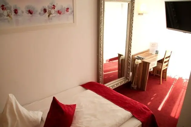 Bruckertshof Hotel - Oda