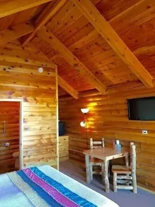 Bryce Canyon Log Cabins - Oda