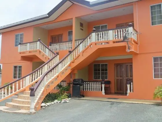 B's Guest House