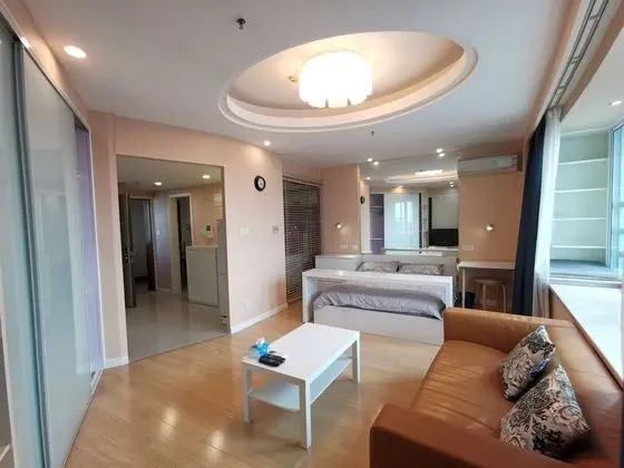 Bs Service Apartment Hotel