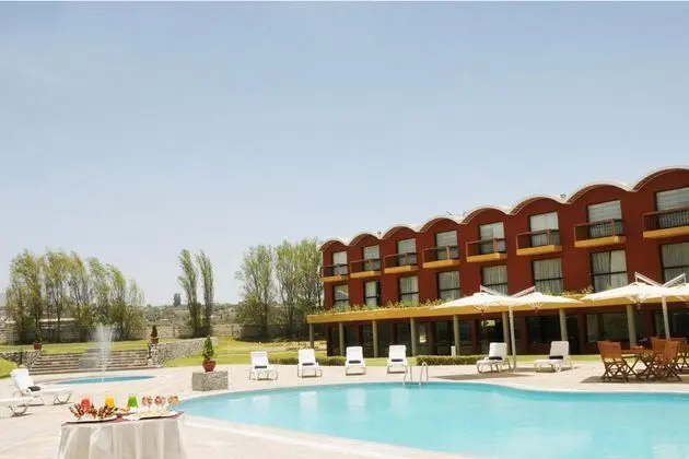 BTH Hotel Arequipa Lake - Havuz