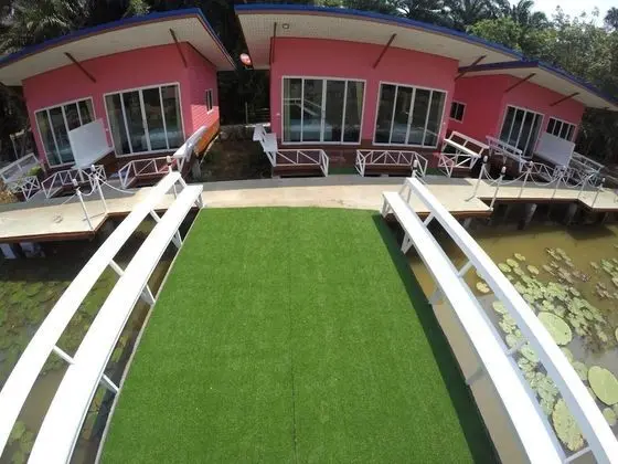 Bua Villa