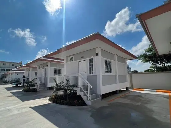 Bualuang Angthong Hotel - Dış Mekan