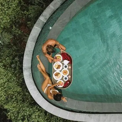 Bubble Hotel Bali Ubud - Glamping - Havuz