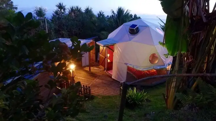 Bubble Dome Village- Glamping