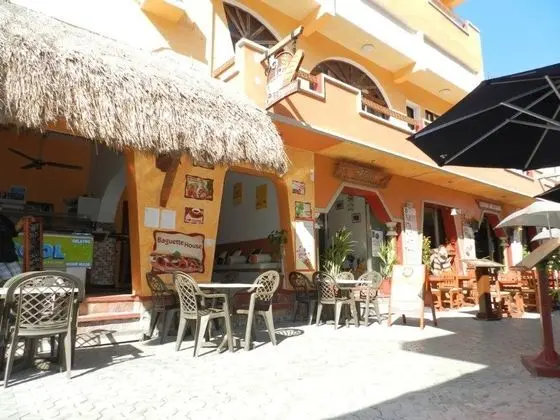 Bucaneros