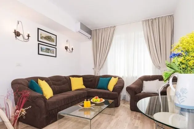 Bucharest Serviced Apartments - İç Mekan