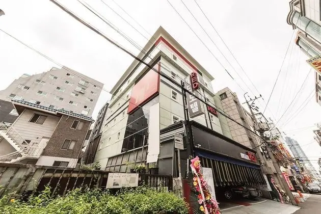 Bucheon Red