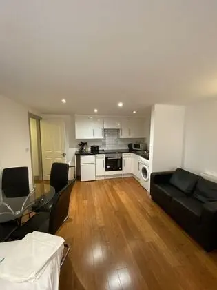 Buckingham Guest House For Contractors - Mutfak