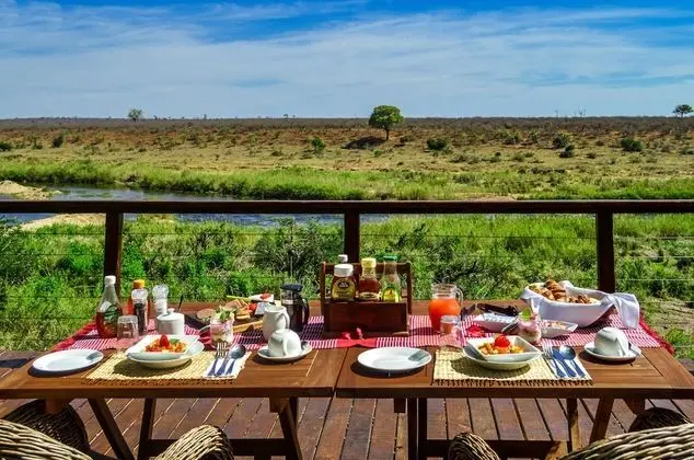 Buckler’s Africa Lodge by BON Hotels - Yerinde Yemek