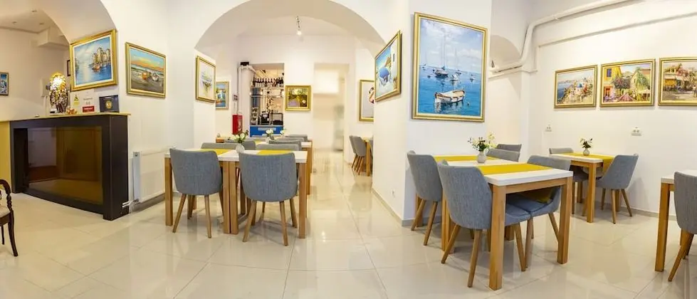 Bucur Accommodation - Yerinde Yemek
