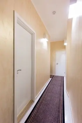 Budapest Holidays Apartments - İç Mekan