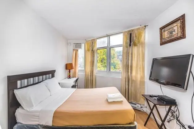 Budget Friendly Stay in Downtown