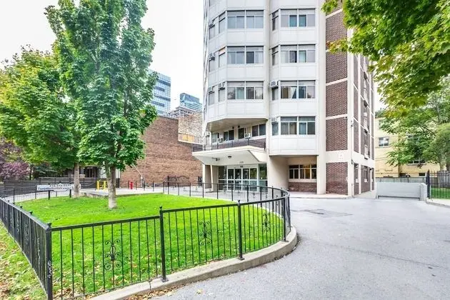 Budget Friendly Stay in Downtown