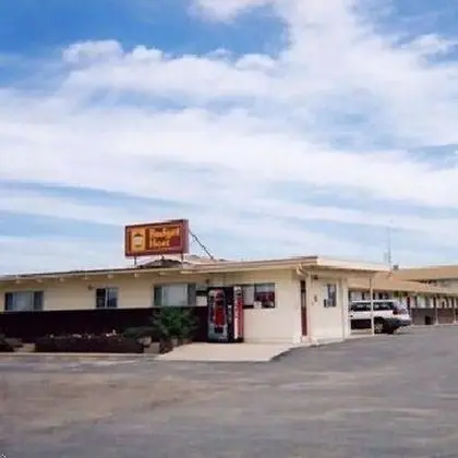 BUDGET HOST LONGHORN MOTEL