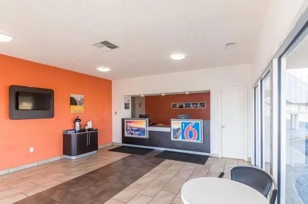Budget Inn Clinton