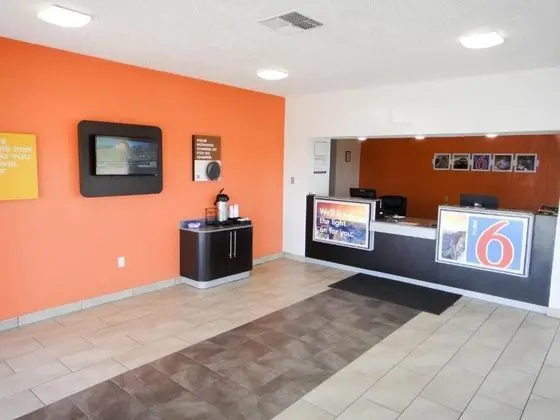 Budget Inn Clinton - Lobi