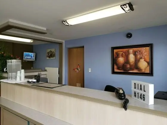 Budget Inn Express Douglas - Lobi