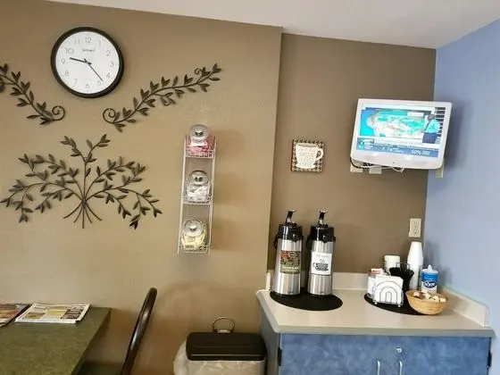 Budget Inn Express Douglas - Yerinde Yemek