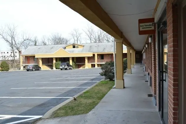 Budget Inn-Falls Church