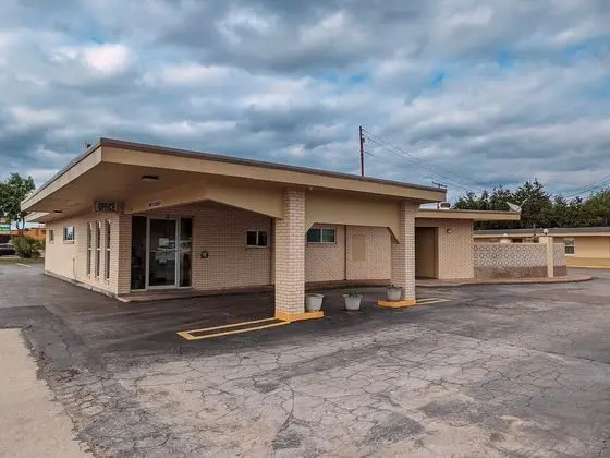 Budget inn