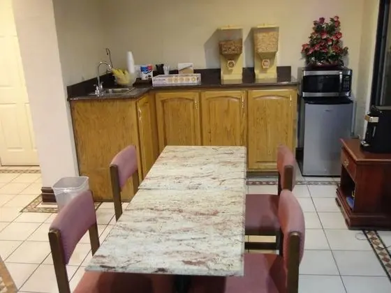 Budget Inn - Kahvaltı