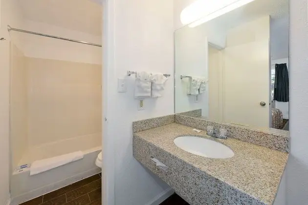 Budget Inn - Banyo Tipleri