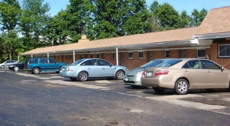 Budget Lodge Newton Falls