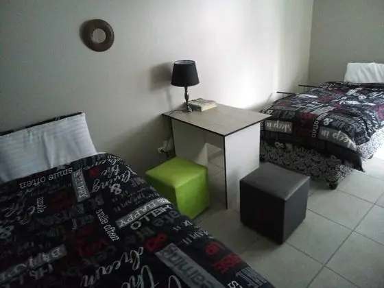 Budget StudentLike Stay Rosebank