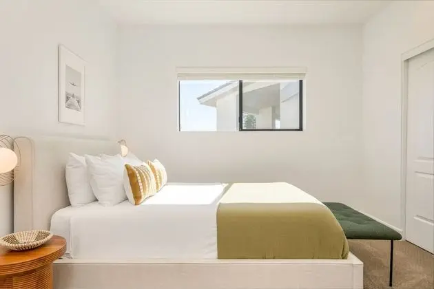 Buena Vista by Avantstay 10mins to Polo Field Sleeps 26 w/ Event Space - İç Mekan